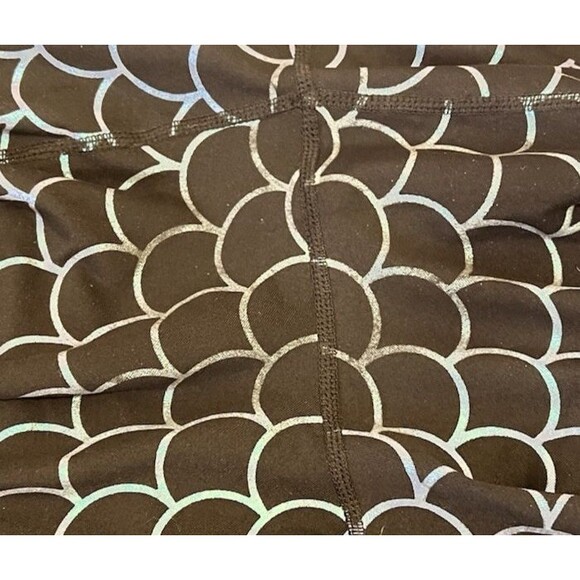 TORRID ACTIVE Lot Of 2 High Waist Cropped Athletic Leggings Stars Holographic 4X - Picture 7 of 7